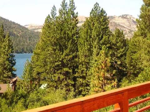 13785 Olympic Dr, Truckee, CA 96161 photo 2