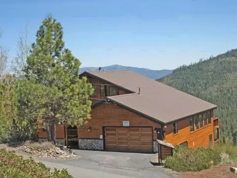12941 Pinnacle Loop, Truckee, CA 96161 photo 1