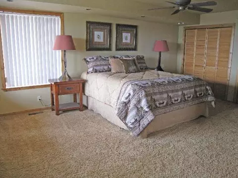 12941 Pinnacle Loop, Truckee, CA 96161 photo 8