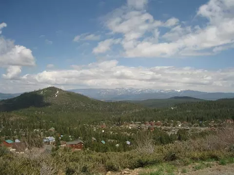12809 Pinnacle Loop, Truckee, CA 96161 photo 2