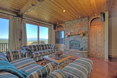 12809 Pinnacle Loop, Truckee, CA 96161 photo 5