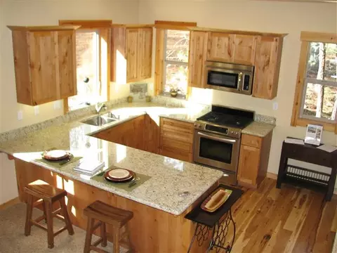 10344 Kimque Ct, Truckee, CA 96161 photo 3