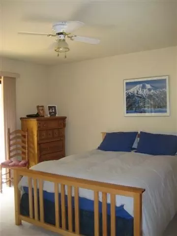 12390 Pinnacle Loop, Truckee, CA 96161 photo 5