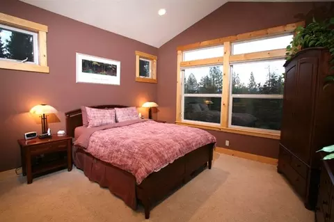 10941 Jacobs Ct, Truckee, CA 96161 photo 6