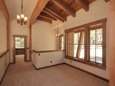 11721 Bottcher Loop, Truckee, CA 96161 photo 9