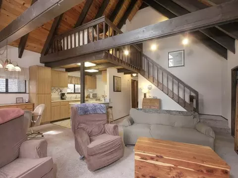 14021 Skiview Lp, Truckee, CA 96161 photo 2