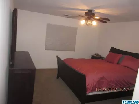 2425 E Victor Ave, Visalia, CA 93292 photo 5