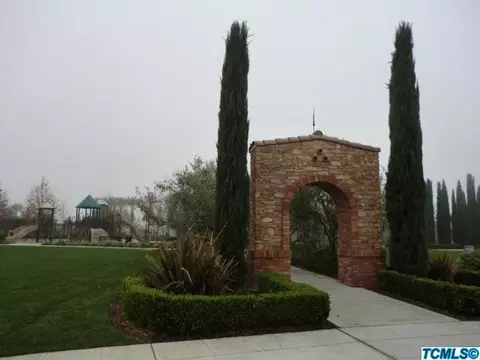 1795 N Leonard Ave, Clovis, CA 93619 photo 8