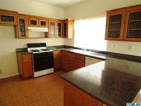 1304 Joy Ct, Exeter, CA 93221 photo 4
