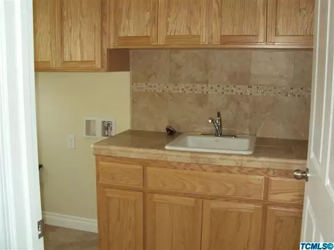 677 Glenn View Ct, Exeter, CA 93221 photo 7