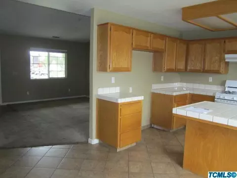 3725 E Belmont Ave, Visalia, CA 93292 photo 14