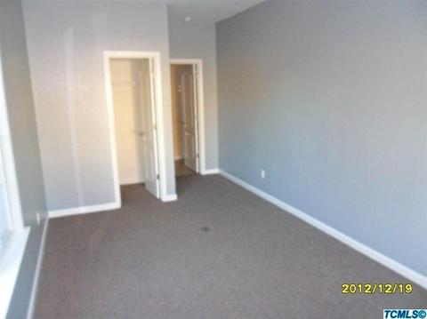 437 E Stanley Ave, Reedley, CA 93654 photo 6