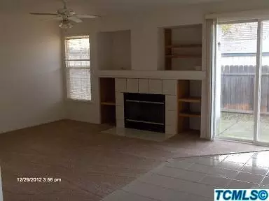 1109 Cousins Ct, Lemoore, CA 93245 photo 2