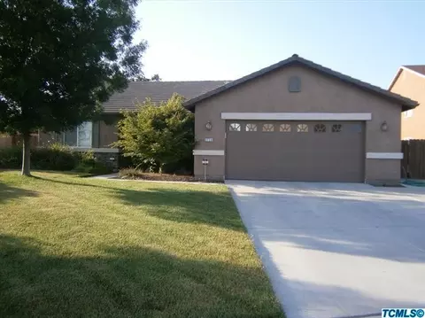 2136 E Victor Ave, Visalia, CA 93292 photo 1