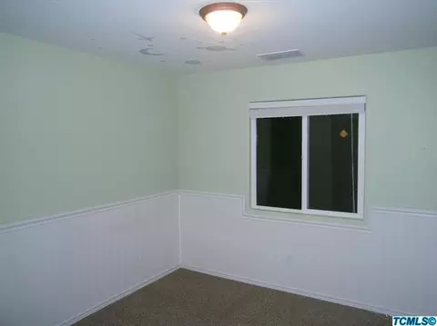 2136 E Victor Ave, Visalia, CA 93292 photo 7