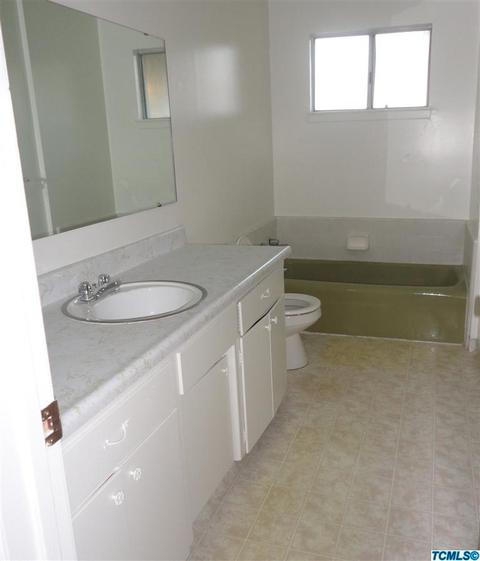 611 W Pine St, Exeter, CA 93221 photo 8