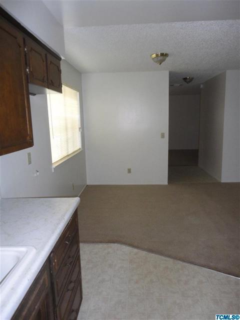 611 W Pine St, Exeter, CA 93221 photo 6