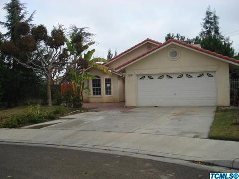 3018 D St, Selma, CA 93662 photo 1