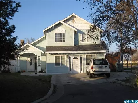3642 E Pershing Ct, Visalia, CA 93292 photo 1