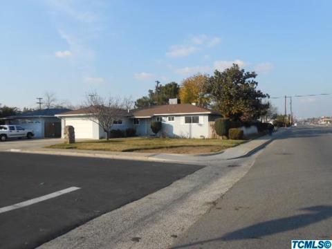 801 W San Gabriel Ave, Clovis, CA 93612 photo 2