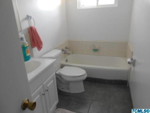801 W San Gabriel Ave, Clovis, CA 93612 photo 13