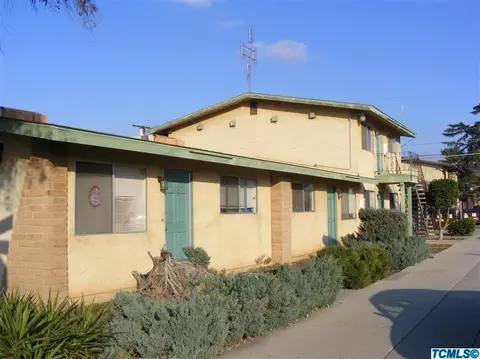 110 E Laurel Ave, Visalia, CA 93277 photo 1