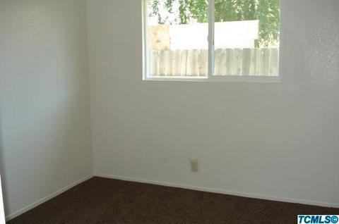19762 Oklahoma Ave, Strathmore, CA 93267 photo 10