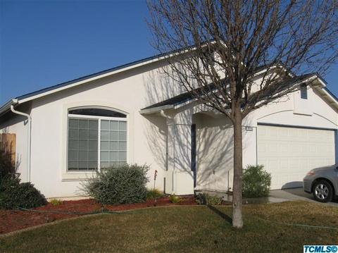 1713 Hume, Sanger, CA 93657 photo 4