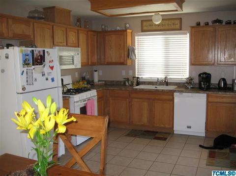 1713 Hume, Sanger, CA 93657 photo 7