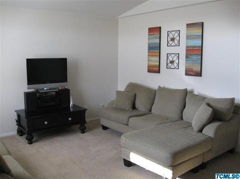 1713 Hume, Sanger, CA 93657 photo 21
