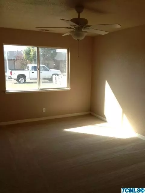 615 N Quince Ave, Exeter, CA 93221 photo 6