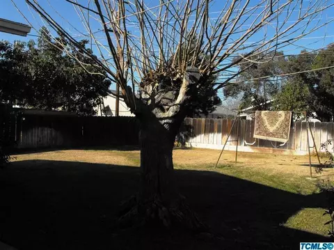638 E Myra Ave, Reedley, CA 93654 photo 10