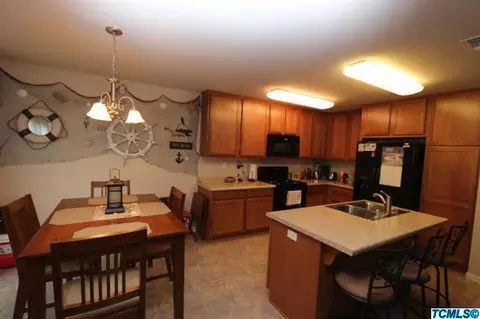 608 11th St, Sanger, CA 93657 photo 8
