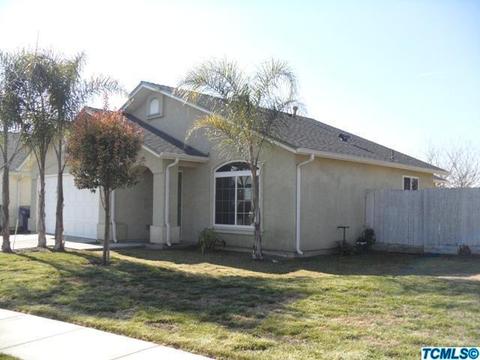 257 Gemini St, Tulare, CA 93274 photo 2