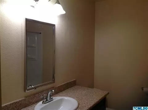 161 W Glendale, Lemoore, CA 93245 photo 16