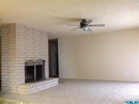 161 W Glendale, Lemoore, CA 93245 photo 6