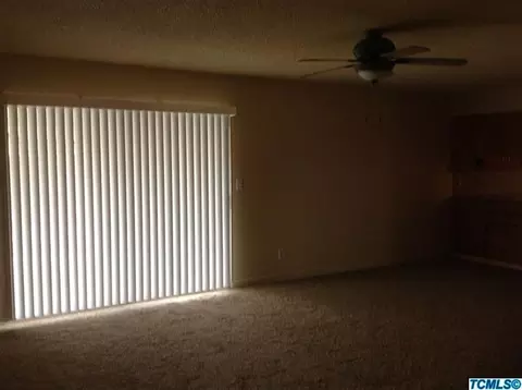 161 W Glendale, Lemoore, CA 93245 photo 11
