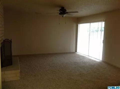 161 W Glendale, Lemoore, CA 93245 photo 5
