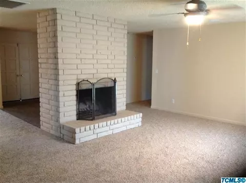 161 W Glendale, Lemoore, CA 93245 photo 18