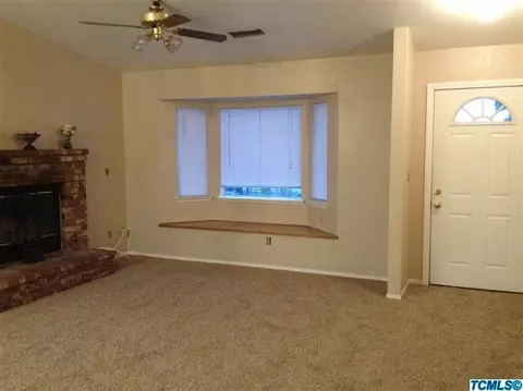 1716 E Beech Ave, Visalia, CA 93292 photo 1