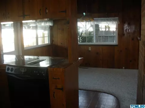 402 Lenox Ave, Exeter, CA 93221 photo 6