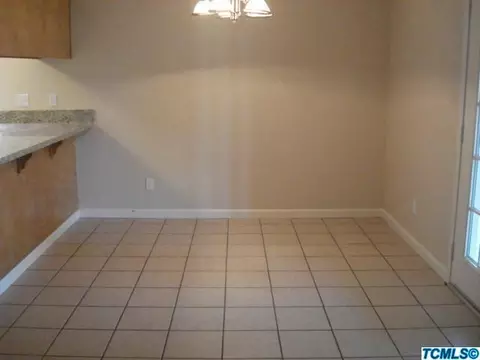 2552 Nectarine St, Selma, CA 93662 photo 7