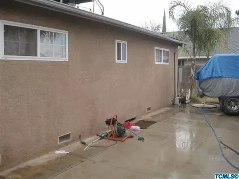 32915 Road 160, Ivanhoe, CA 93235 photo 3
