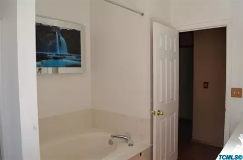 1190 Pine Dr, Lemoore, CA 93245 photo 19