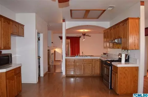 1190 Pine Dr, Lemoore, CA 93245 photo 7