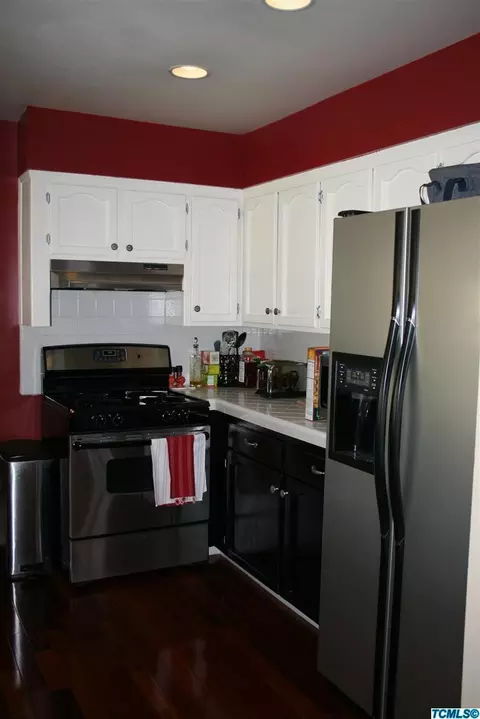 3616 W Iris Ave, Visalia, CA 93277 photo 3