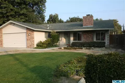 3616 W Iris Ave, Visalia, CA 93277 photo 1