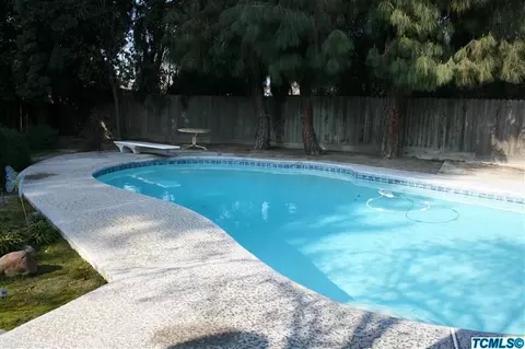3616 W Iris Ave, Visalia, CA 93277 photo 12