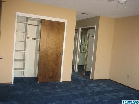 929 Cedar Ln, Lemoore, CA 93245 photo 13