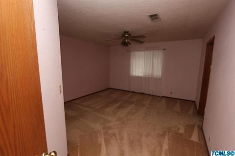 1525 Pine Dr, Lemoore, CA 93245 photo 12